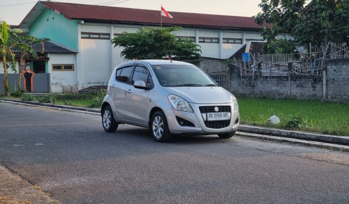 Splash 1.2 A/T Th’2013 facelift + istimewa + Low KM