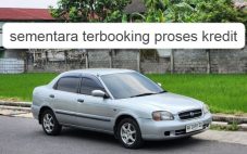 Suzuki Baleno Dx th 2000