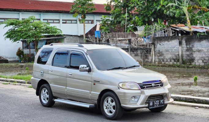 Daihatshu taruna FGZ 2002