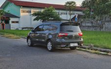 Grand Livina 1.5 SV A/T Th’2013 face lift