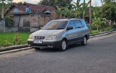 KIA Carens A/T Th’2000