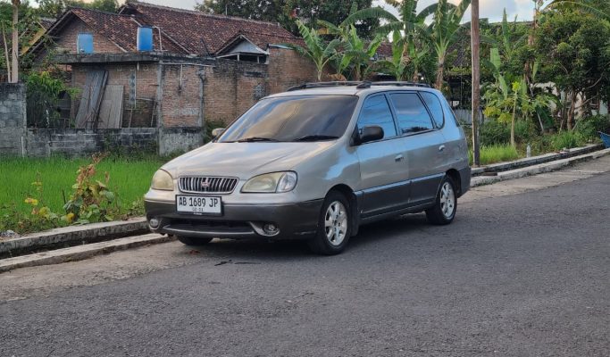 KIA Carens A/T Th’2000