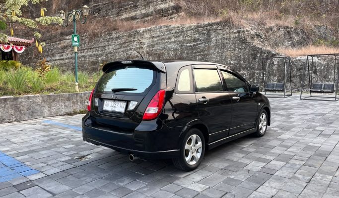 SUZUKI AERIO FACELIFT 1.5 MT’2004